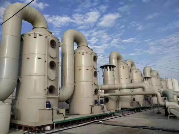 ���̰���